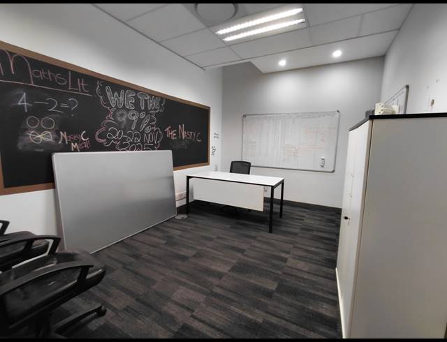 2,905M² OFFICE TO LET IN BRYANSTON